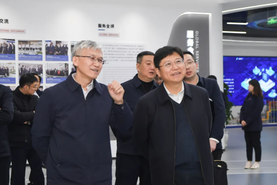 B8CF62470B86D77A8D87E7C5132_E53F791E_C7B4A