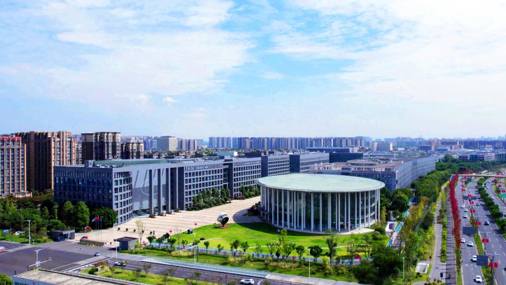 F25FF2D6CD665F25962E42A7C6C_5602C63E_18772