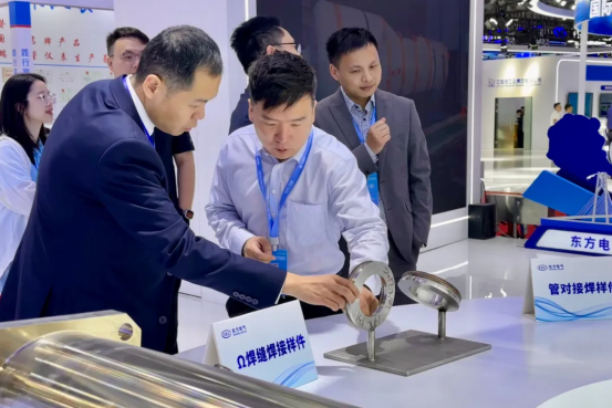 486CDED2A3D83F870BE87D7EF76_151B85B9_C7B4A